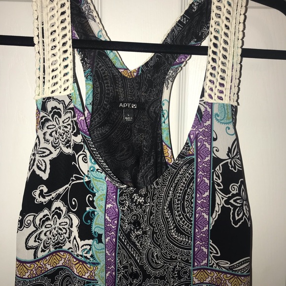 Apt 9 Razorback Multicolored Fashion Tank - Picture 2 of 8